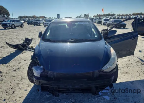 2013 Hyundai Elantra Gls z USA, uszkodzony, nr VIN KMHDH4AE8DU945963